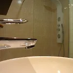 فندق Villaneila 2*