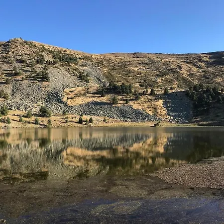 Hotel Villaneila Neila