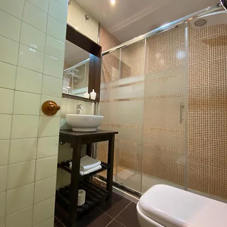 Hotel Villaneila Neila