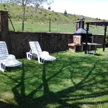 Hotel Villaneila Neila