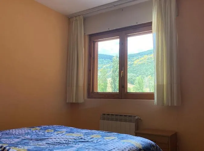 Hotel Villaneila Neila