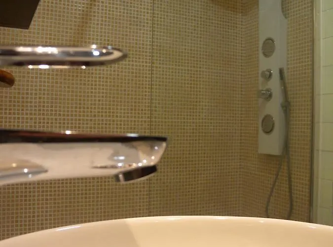 Hotell Villaneila 2*