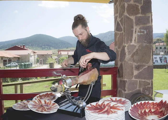 Hotel Villaneila Neila